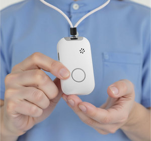 Collar <span class=keywords><strong>de</strong></span> Alarma <span class=keywords><strong>de</strong></span> Seguridad Personal, Colgante SOS <span class=keywords><strong>con</strong></span> Botón <span class=keywords><strong>de</strong></span> Emergencia, Rastreador GPS 4G para Personas Mayores, Detección <span class=keywords><strong>de</strong></span> Caídas, Botón <span class=keywords><strong>de</strong></span> Llamada SOS - Product Image 1
