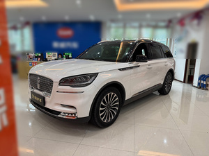 <span class=keywords><strong>Lincoln</strong></span> <span class=keywords><strong>Aviator</strong></span> SUV 2021, Gasolina, Cuero, Semiautomático, Usado, 4x4, Negro, 6 Asientos, Volante a la Izquierda - Product Image 3