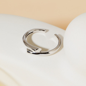 <span class=keywords><strong>LUMINA</strong></span> Jewelry's Lujoso anillo liso cruzado geométrico de plata 925 Anillo de racimo de estilo coreano con chapado en rodio - Product Image 2