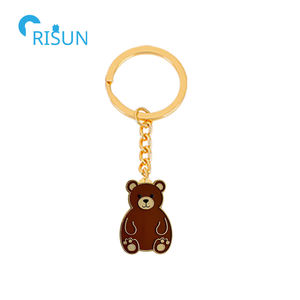 Porte-clés personnalisé en émail souple ou dur, motif animaux mignons Kawaii, Ours Polaire Maman avec pistolet, pendentif porte-clés personnalisé en forme d'ours - Product Image 6