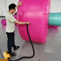 Modèle de barre d'haltères gonflable pour la publicité en salle de sport, ballon géant en PVC hermétique personnalisé pour équipement de fitness avec pompe à air