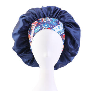 Vente en gros de bonnets de luxe personnalisés pour femmes, enveloppes de cheveux en satin avec logo personnalisé pour <span class=keywords><strong>la</strong></span> <span class=keywords><strong>plage</strong></span> et les voyages - Product Image 6