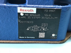 Original 0811404405 4WRL25V370M-3X/G24Z4/M Directionnel proportionnel - Product Image 2