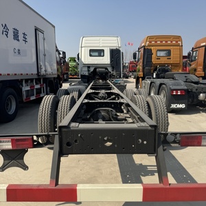 福田欧曼银河穿越版8x4半挂牵引车新型铁料卡车头 - Product Image 6