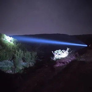 Torcia a LED a lungo raggio torcia tattica da 1km