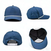 Casquette imperméable à 5 panneaux Performance avec logo en caoutchouc PVC personnalisé, perforée au laser, découpe au laser