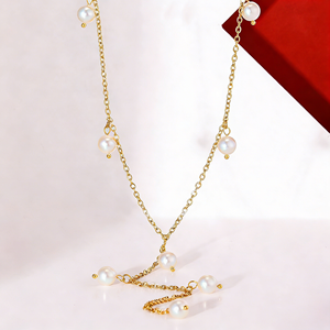 Collar de Perlas Naturales de Agua Dulce, Chapado en Oro de 18K, con Recubrimiento PVD, Hipoalergénico, Resistente al Agua y al Deslustre - Product Image 1