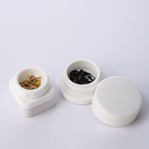 Barattolo Classico in Vetro Bianco per Conservazione, Bottiglia Ermetica per Erbe con Protezione UV e Coperchio a Prova di Bambino - Product Image 2