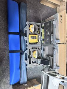 เครื่องรับสัญญาณ GPS RTK รุ่น Hi-target V500 แบบนานาชาติ พร้อมช่องสัญญาณ GNSS 1408 ช่อง สำหรับงานสำรวจที่ดิน ฐาน GNSS RTK และราคา - Product Image 1