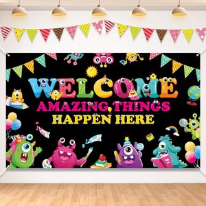 Fondo fotográfico para el regreso a la escuela, cartel decorativo personalizable con la frase «Bienvenidos, cosas increíbles suceden aquí» - Product Image 1