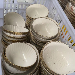 Vaisselle de luxe en céramique blanche dorée, vieux stock, prix bon marché, vendu en tonnes, emballage mixte, prix de gros, expédié de Chaozhou - Product Image 4