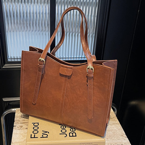 2024 nouveau sac fourre-tout populaire de grande capacité Simple vente chaude sac à bandoulière unique pour les femmes - Product Image 1