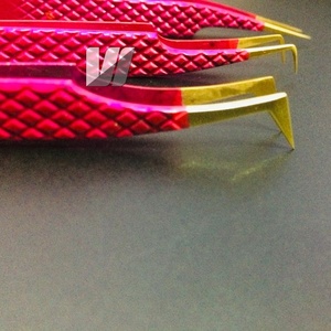 Pince à épiler en acier durable japonaise avec logo personnalisé, enduite de couleur et pointe pointue - Product Image 5