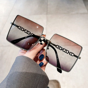 Gafas de sol polarizadas unisex Qianai, montura blanca, lentes marrones, protección UV400, diseño cuadrilateral I5-22015 - Product Image 3