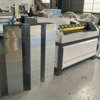 Ligne de production automatique de conduits rectangulaires KJ 3 lignes avec une épaisseur de 0,5 à 1,5 mm et une largeur maximale de 1500 mm pour les projets de ventilation CVC