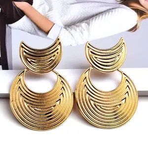 Wholesale Fashion Trend Jewelry Accessories New Design Long Gold Metal Statement Earrings Moon Dangle Drop Earrings For Women