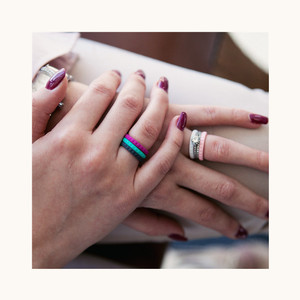 Anello sportivo all'ingrosso con anello in Silicone a forma di diamante per la decorazione giocattolo per anello di coppia in Silicone personalizzato colorato per regalo - Product Image 2