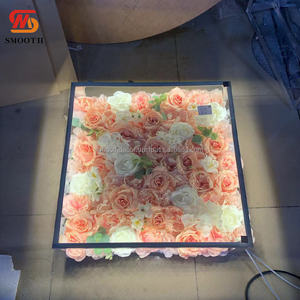 Scène de décoration de panneau de fleur artificielle en verre clair brillant de mariage carré lisse avec conception de miroir - Product Image 4