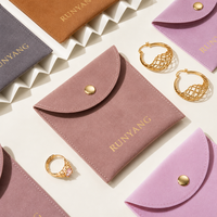 Enveloppes à bijoux compactes avec logo personnalisé, fermeture à pression à rabat arrondi, pour l'emballage de bijoux et d'accessoires en marque privée