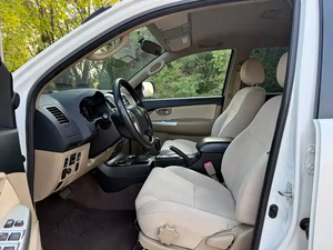 Toyota Fortuner 2017 Usado, 7 Asientos, SUV a Gasolina, Volante a la Izquierda, Toyota Fortuner Usado 2016 - Product Image 5