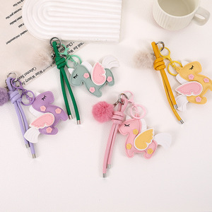 Colgante creativo de lujo para bolso de otoño-invierno, hecho a mano con costuras en contraste y diseño de <span class=keywords><strong>caballo</strong></span>, también como colgante para teléfono - Product Image 1