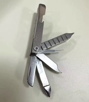 Mini-outil multifonction de survie en plein air en acier inoxydable, pinces de poche portables et durables avec garantie