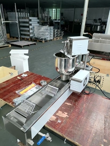 Nouvelle machine à beignets électrique professionnelle de taille moyenne, température réglable, capacité de 450 pièces/heure, facile à utiliser, fabrique des bagels et des mochis - Product Image 5