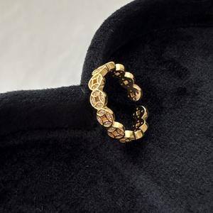 Bague en argent pur S925 de style chinois avec incrustation, bague porte-bonheur du Nouvel An avec design de niche, luxe léger et simple, personnalisée - Product Image 4