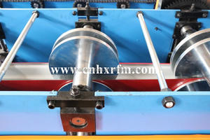 Petite machine à gouttières, machine portable de formage de gouttières, <span class=keywords><strong>crochet</strong></span> de gouttière en aluminium, profilage de toiture, fabrication de camions - Product Image 3