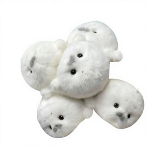 Lindo Llavero de Peluche de Foca Bebé - Juguete de Animal Marino Realista con Relleno de Algodón PP para Alivio del Estrés, Suministro al por Mayor para Máquinas de Garra - Product Image 2