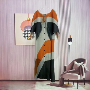 Mode manches chauve-souris robe de grande taille longue ample multicolore <span class=keywords><strong>frange</strong></span> Miyake robe plissée - Product Image 2