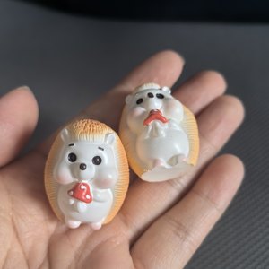 Figura de Resina Personalizada de Hada de Jardín en 3D, Personajes de Animales Lindos de <span class=keywords><strong>Erizo</strong></span> para Cajas Sorpresa de Plastilina y Slime, Juguete de Peluche - Product Image 3
