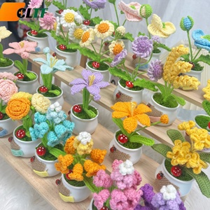 Pot de fleurs au crochet fait main avec tournesol, rose, marguerite, tulipe <span class=keywords><strong>pour</strong></span> la décoration de la maison et de la voiture, <span class=keywords><strong>cadeau</strong></span> <span class=keywords><strong>pour</strong></span> la fête des mères, les enseignantes, les petites amies, ou comme <span class=keywords><strong>cadeau</strong></span> de remise de diplôme - Product Image 3