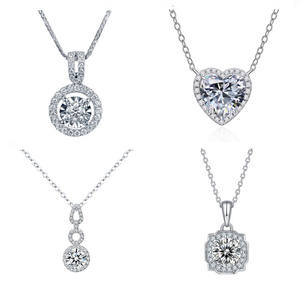 Groothandel 2 Karaat Moissanite Diamanten Ketting Voor Vrouwen Modieuze Roestvrij Staal Zilver Zirkoon Hanger Bruiloft Verloving - Product Image 2