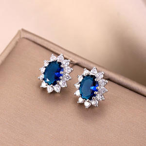 Pendientes de Zirconia con Diseño Elíptico Vintage de Lujo, Forma de Girasol, Joyería de Moda Versátil para Mujer, Venta al Por Mayor - Product Image 1
