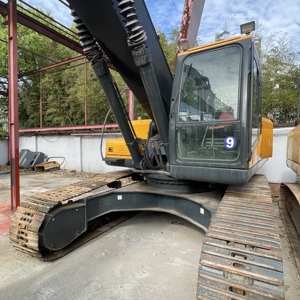 รถขุดไฮดรอลิกแบบตีนตะขาบ HYUNDAI 305LC-7S มือสอง ขนาด 30 ตัน สำหรับงานก่อสร้างและเหมืองแร่ - Product Image 2