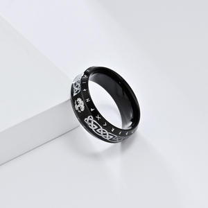 Anillo de Acero de Titanio con Letras Vikingas Nórdicas Vintage, en Plata Antigua, Oro y Negro, Joyería Unisex para Regalo - Product Image 3