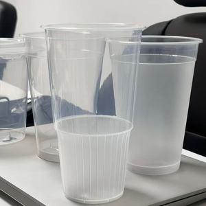 <span class=keywords><strong>Carafe</strong></span> en <span class=keywords><strong>plastique</strong></span> de 34 oz avec joint hermétique et bec verseur - Conçue pour le distribution de jus, d'eau et de boissons dans les bureaux et les événements - Product Image 2