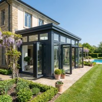 Moderna Terraza de Cristal para Patio con Doble Acristalamiento Low-E y Techo de Aleación de Aluminio Impermeable para Uso Residencial en Villas