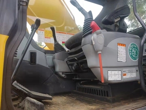 Excavadora de cadenas usada Komatsu PC300-8M0 2021 con componentes de alta calidad: motor, caja de cambios, bomba de engranajes y rodamientos - Product Image 4