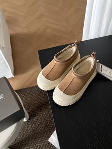 <span class=keywords><strong>Stivali</strong></span> da Neve Invernale Comodi da <span class=keywords><strong>Donna</strong></span> in Lana <span class=keywords><strong>di</strong></span> Pelliccia <span class=keywords><strong>di</strong></span> Montone OEM <span class=keywords><strong>di</strong></span> Alta Qualità Marchio UGS Nuovi Arrivi 2025 <span class=keywords><strong>di</strong></span> Tendenza in Shearling PVC - Product Image 4