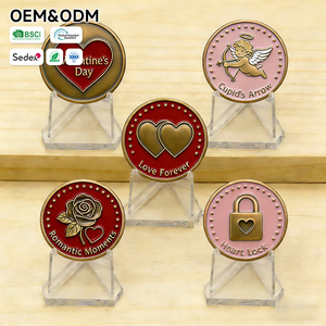 Pièce de défi personnalisée en métal moulé sous pression, 35 mm, 3 mm d'épaisseur, rouge, gaufrée, avec double cœurs, rose, <span class=keywords><strong>flèche</strong></span> de Cupidon et inscription 'Amour pour toujours', pour la Saint-Valentin - Product Image 1