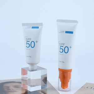 Tubo suave de 50ml personalizado más vendido con bomba de botella sin aire Tubo de protección <span class=keywords><strong>solar</strong></span> Embalaje para el cuidado de la piel - Product Image 1