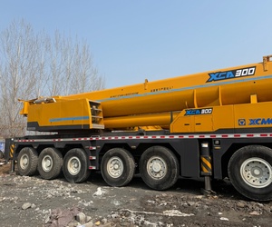 Grúa Todoterreno de 300t QAY300, Grúa Todoterreno Usada QAY200 QAY300 XCT80L6 XCT100L6 QAY130 XCT130, Grúa Móvil en Oferta - Product Image 6