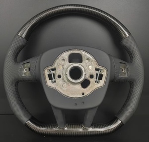 Volante de Coche Personalizado de Fibra de Carbono y Cuero Perforado con Logotipo Personalizado para <span class=keywords><strong>Audi</strong></span> A3/A4/A5/A6/A7/A8/Q3/Q5/Q7/R8/RS3/Serie RS - Product Image 2