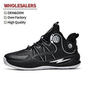 Chaussures de <span class=keywords><strong>basket</strong></span>-ball personnalisées OEM pour hommes baskets de sport plates à la mode chaussures de style <span class=keywords><strong>basket</strong></span>-ball à <span class=keywords><strong>semelle</strong></span> en caoutchouc pour l'été - Product Image 1