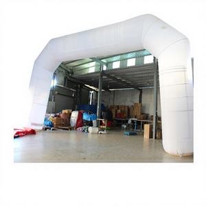 Arco Inflable Impermeable Blanco con Bomba Eléctrica de Más de 3.6 m de Altura para Eventos Publicitarios al Aire Libre - Product Image 1