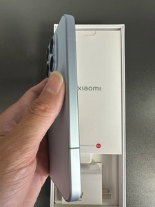 Xiaomi 17 มือสอง ปลดล็อคแล้ว ชิปเซ็ต Snapdragon 8 Elite Gen5 หน้าจอ OLED 6.3 นิ้ว 120Hz แบตเตอรี่ 7000mAh รองรับชาร์จไว 100W สมาร์ทโฟน 5G - Product Image 2