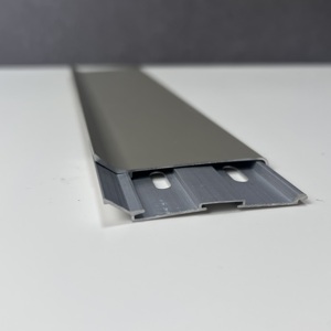 Zócalo de Aluminio Multifuncional |   Rodapié Pulido y Cepillado para Proyectos Residenciales - Product Image 3