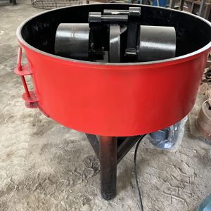 China 1200 Gold Ore Wet Pan Mill Machine, Mining Wet Pan Mill Máquina <span class=keywords><strong>de</strong></span> fresado <span class=keywords><strong>de</strong></span> oro, <span class=keywords><strong>Precio</strong></span> bajo Tres ruedas Stone Wet Pan Mill - Product Image 1